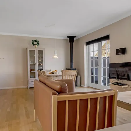 Holiday home Verner - 990m From The Sea By Interhome
